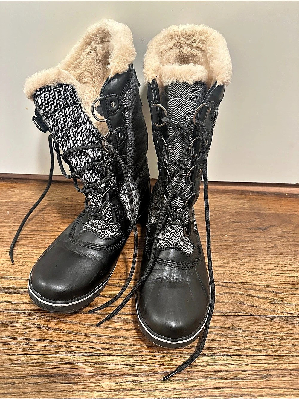 JBU Lorna Encore Women's Fur-Lined Winter Boots US 8M Like New